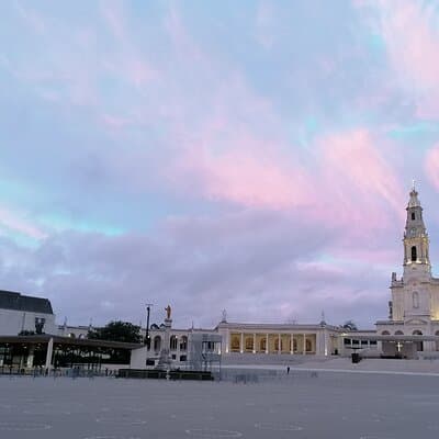 From Lisbon: Holy Miracle Church Santarem & Fatima Private Tour 4