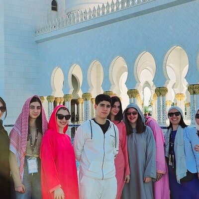 Shaikh Zayed Grand Mosque Abu-Dhabi Tour pickup From Dubai 4