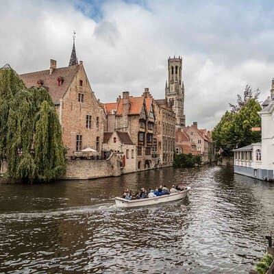 Bruges Highlights Private Trip from Paris with Boat and Beer 2