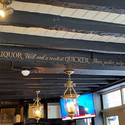 London Small Group Historic Pub Tour 3