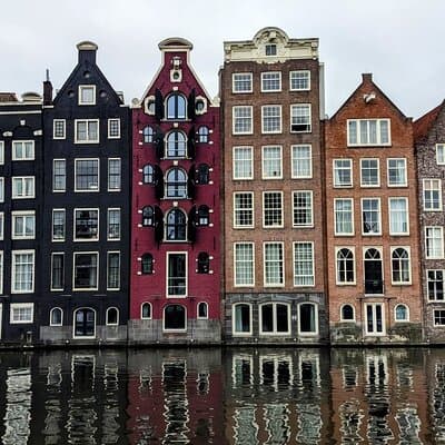 Tailored private walking tour in Amsterdam 4