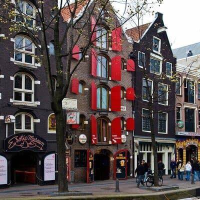 Private Amsterdam Red Light District tour in Spanish