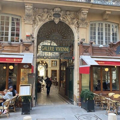 Walking tour of the Covered Passages of Paris -10 people max