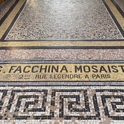 Walking tour of the Covered Passages of Paris -10 people max 2