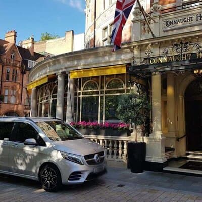 Private Full-Day Tour: London to Cotswolds, Bath & Stonehenge 3