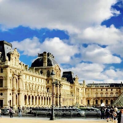 Paris Full Day Live Guided Tour, Eiffel Tower, Louvre, Montmartre 2
