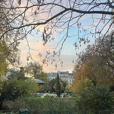 Paris Le Marais District Guided Walking Tour with Tastings 3