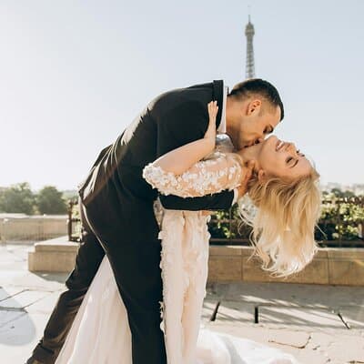 Romantic Photoshoot Love at Trocadéro Gardens 4