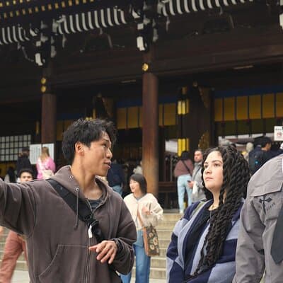 Private Meiji Shrine Tour: Exclusive VIP Guide 5
