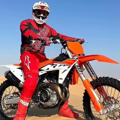 Desert Motorbike Tour in Dubai 3