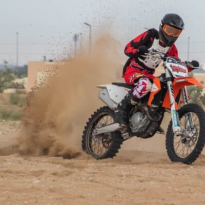 Adult Desert Motorbike Training in Dubai 4
