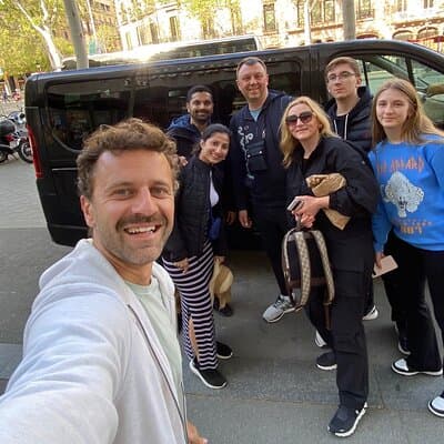 Barcelona Private Car Tour with Hidden Gems and Landmarks