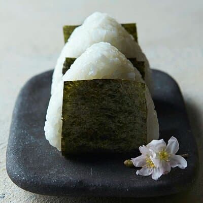 Excellent onigiri, karaage, and miso soup dishes in Tokyo 4