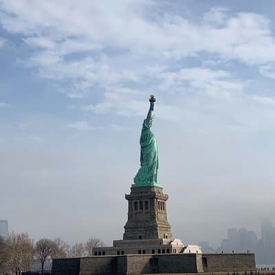 Family Friendly Statue of Liberty and Ellis Island Private Tour