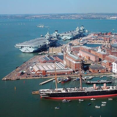 Private Portsmouth Heritage & Coastal Day Tour from London 2