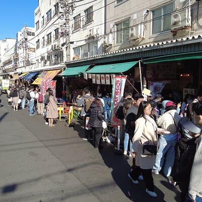 Tsukiji Fish Market Walking Tour with English Speaking Guide 5