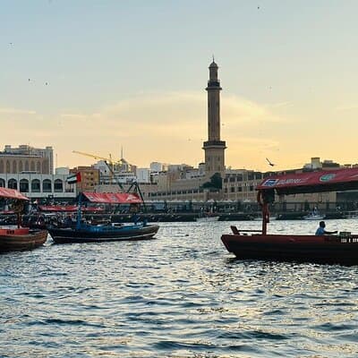 Old Dubai Walking Tour: Visit of Historical Village & Souks