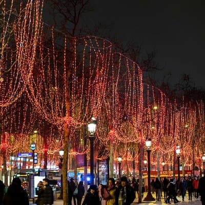 The Great March of Champs Elysees Paris Walking Tour 5