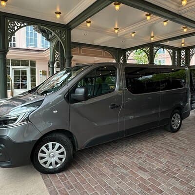 Airport transfer of Charles de Gaulle or Orly to or from Disney 2
