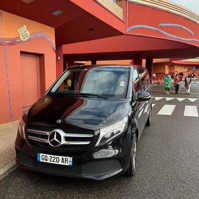 Airport transfer of Charles de Gaulle or Orly to or from Disney 3