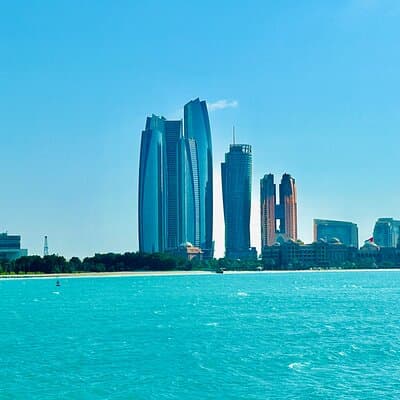 Abu Dhabi Sharing Tour From Dubai 3