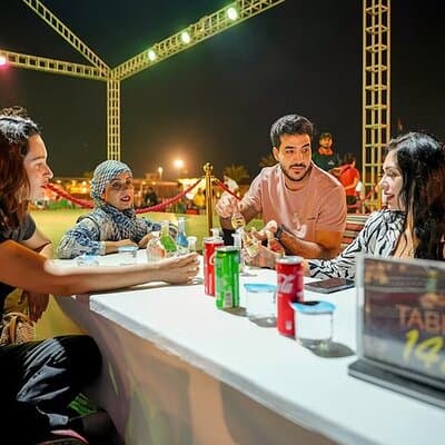 Thrilling Sunset Safari in Dubai with BBQ, Shows & Sand Boarding 4