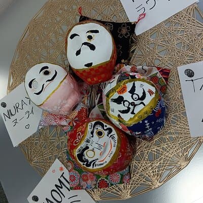 Daruma Workshop by Making your Own Japanese Souvenir in Shinjuku 3