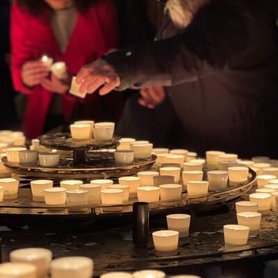 In the Heart of Paris Sainte Chapelle to Notre Dame - Small Group 3