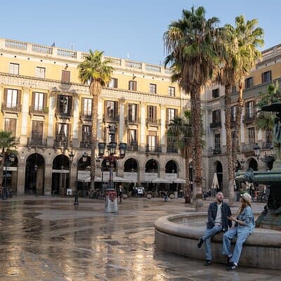 Barcelona Gothic Quarter Self-Guided Tour: Hidden Skull Route 3