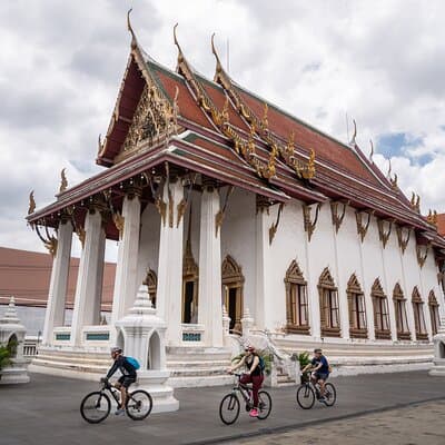 Bangkok: Backstreets and Temple Historic Bike Tour 3