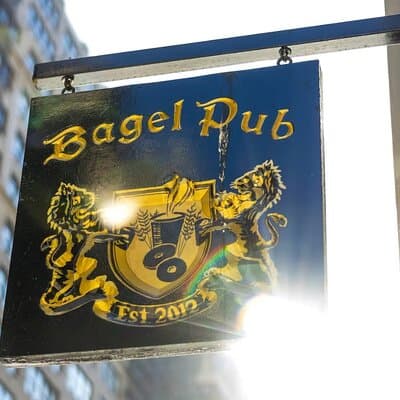 NYC Bagel Tours: Midtown's Iconic Bagels 2