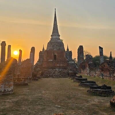 PRIVATE Ayutthaya + SUNSET Boat Tour + Light up The NIGHT 5