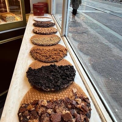 Amsterdam Food Tour with Full Meal & Drinks by Do Eat Better