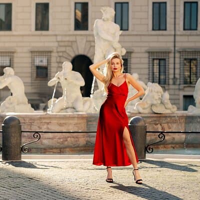 Fully Custom Photoshoot Experience at Rome's Iconic Landmarks