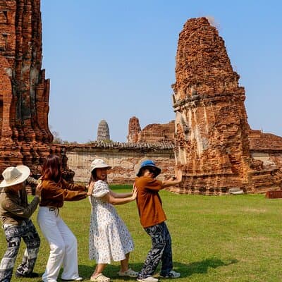 Ayutthaya Summer Palace and Temples Day Tour from Bangkok 3
