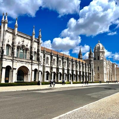 Make it the best day in Lisbon - Half day Private tour 3