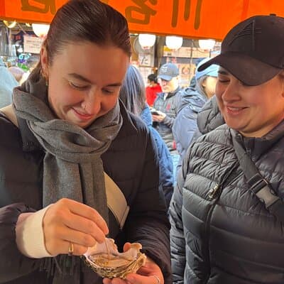 Tsukiji Fish Market Private Food Tour in Tokyo 3