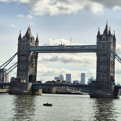 London with Brazilian Guide Tower Borough Market and St Paul 3