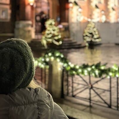 A Christmas Carol and Charles Dickens Old London Walking Tour 2