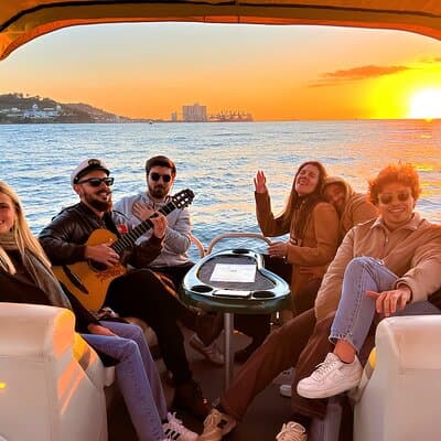 Lisbon Sunset Experience: Cruise, Wine and Live Music by the Capt