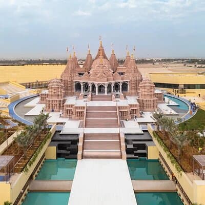 Abu Dhabi Sightseeing Tour with a Visit to BAPS Hindu Temple