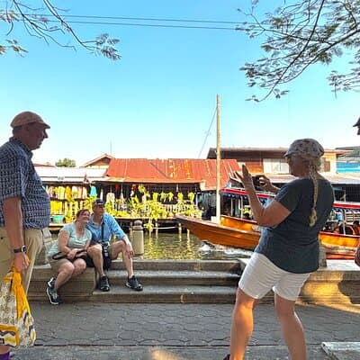 Bangkok: Bike and Longtail Boat Tour with Lunch 4