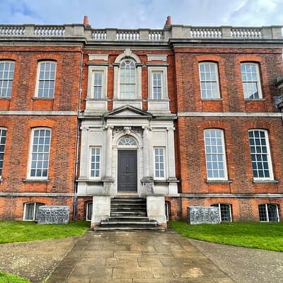 Private Bridgerton Walking Tour of Greenwich London 3