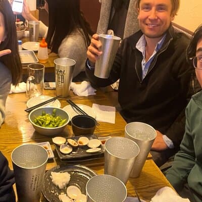 Tokyo Izakaya crawl (A tour of 2 izakayas, 1 bar, and a shrine) 4