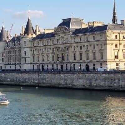 Paris Conciergerie Ticket with Flexible Entry and AR Histopad 5