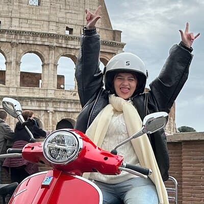 Explore Rome By Vespa 5