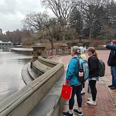 Afternoon Guided Walking Tour of Central Park 5