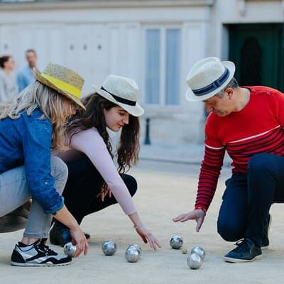 Play Petanque in Paris 5