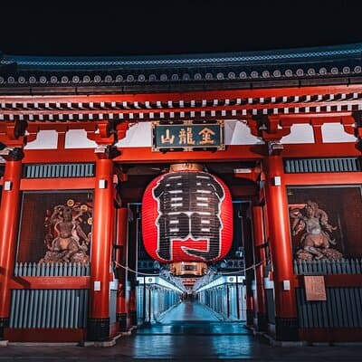 Asakusa Night Evening Walking Tour with English-Speaking Guide