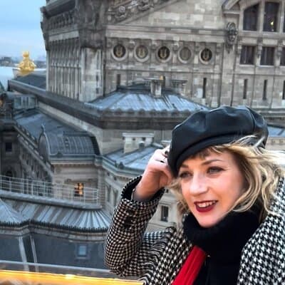 Paris Essentials Private Tour by a born-and-raised Parisian guide 4
